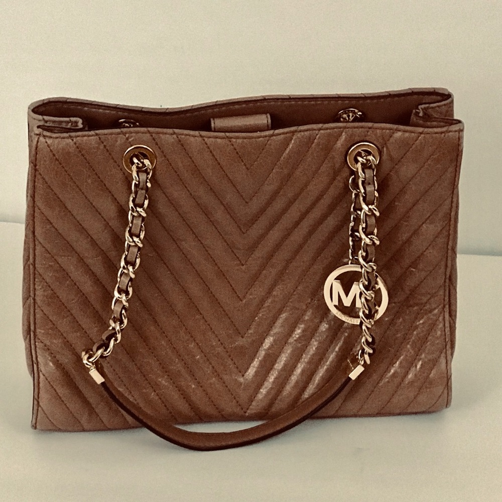 Michael Kors Wintney Fawn Mauve Chain Shoulder bag